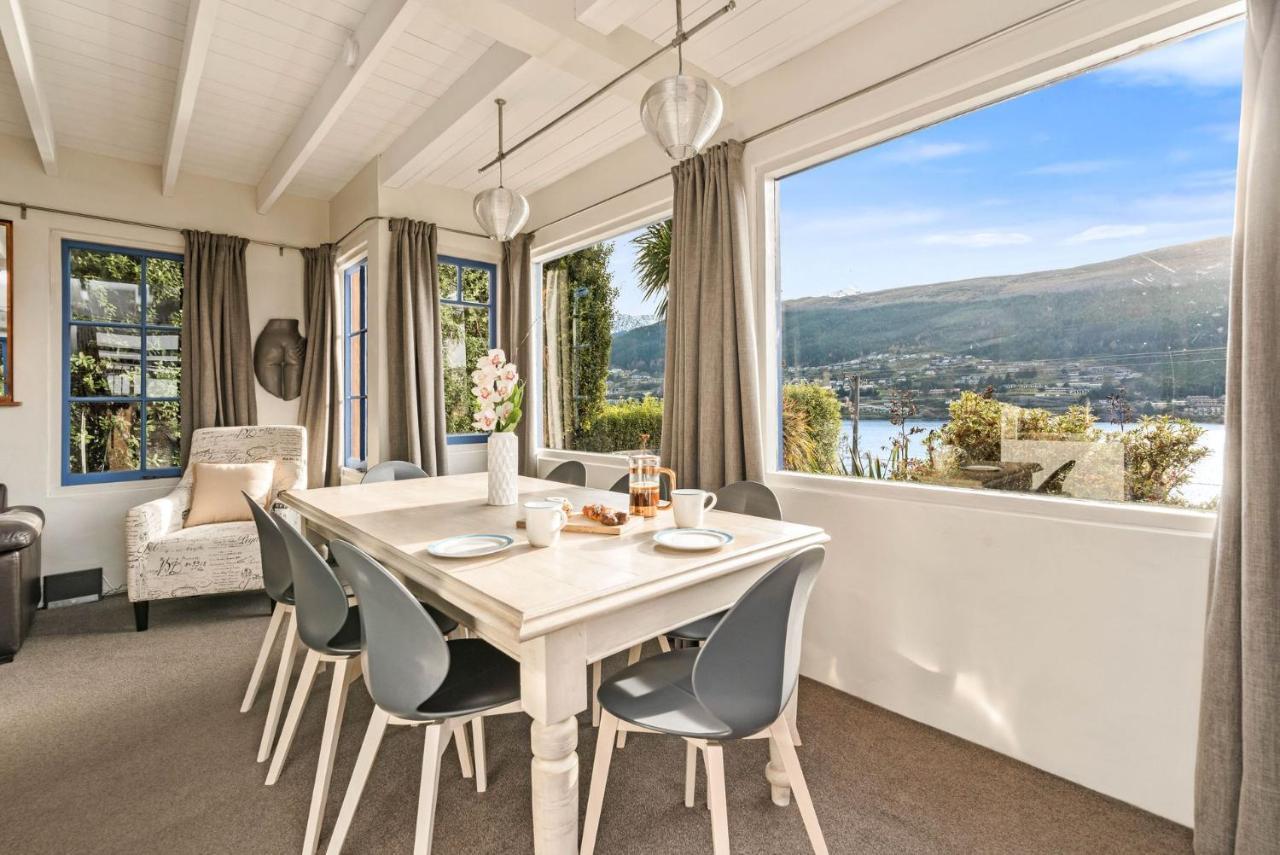 Sunny Lakeview Villa Distretto di Distretto di Queenstown Esterno foto