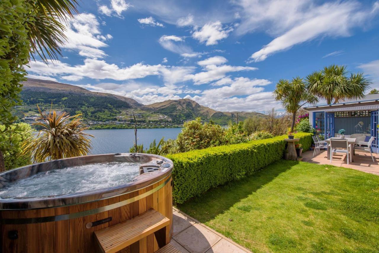Sunny Lakeview Villa Distretto di Distretto di Queenstown Esterno foto